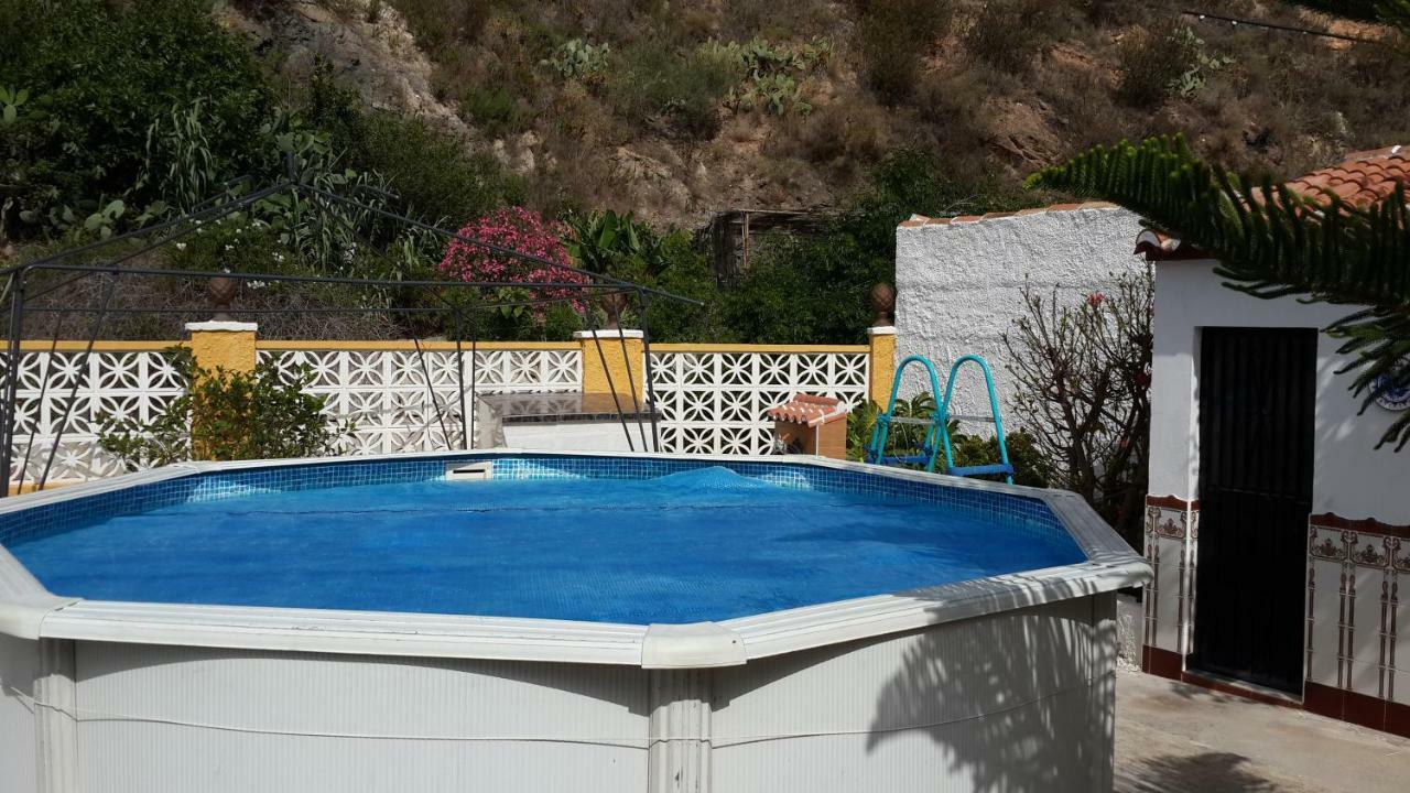 Casa Rural En Almayate Bajo อัลมายาเต วาโค ภายนอก รูปภาพ